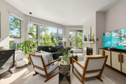 301 1150 Quayside Drive, New Westminster, BC, New Westminster — Apartment/Condo for sale