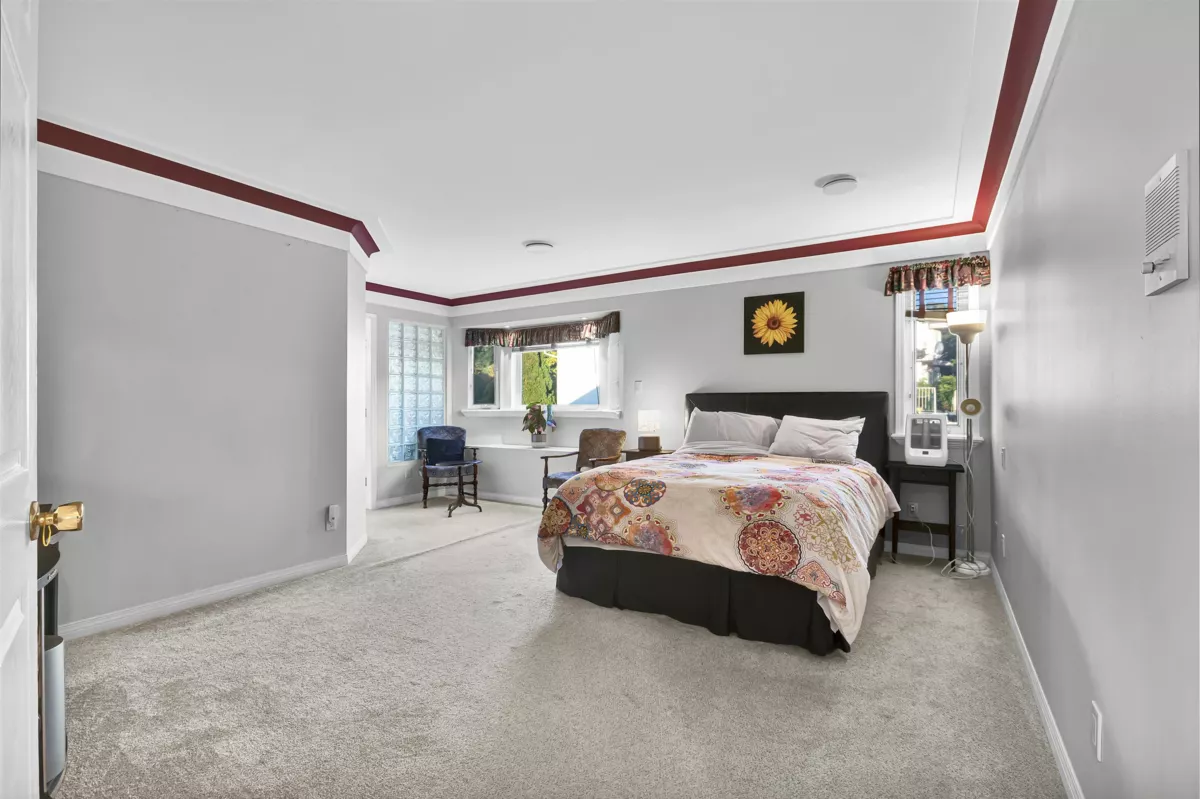 Guest Bathroom Photo of 7880 154 Street, Surrey, BC