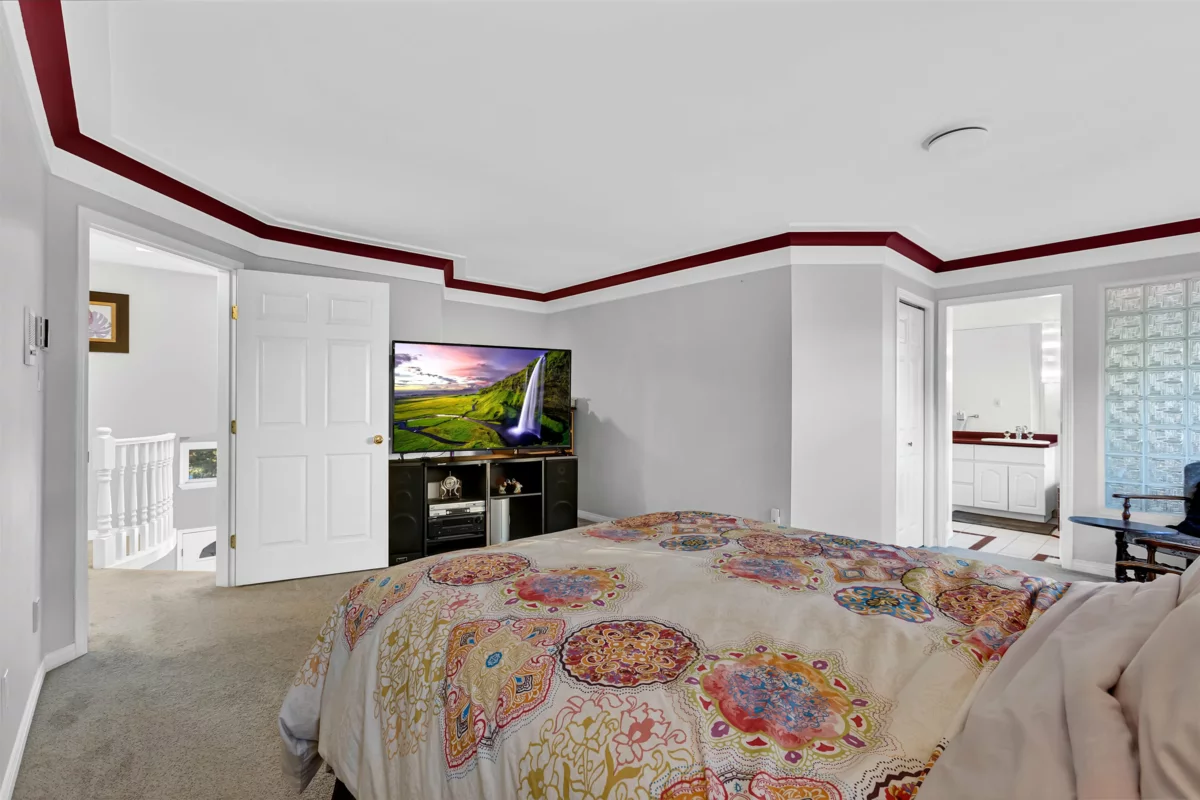 Powder Room Photo of 7880 154 Street, Surrey, BC