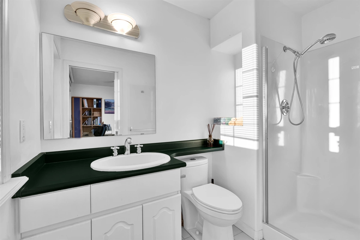 Staircase Photo of 7880 154 Street, Surrey, BC