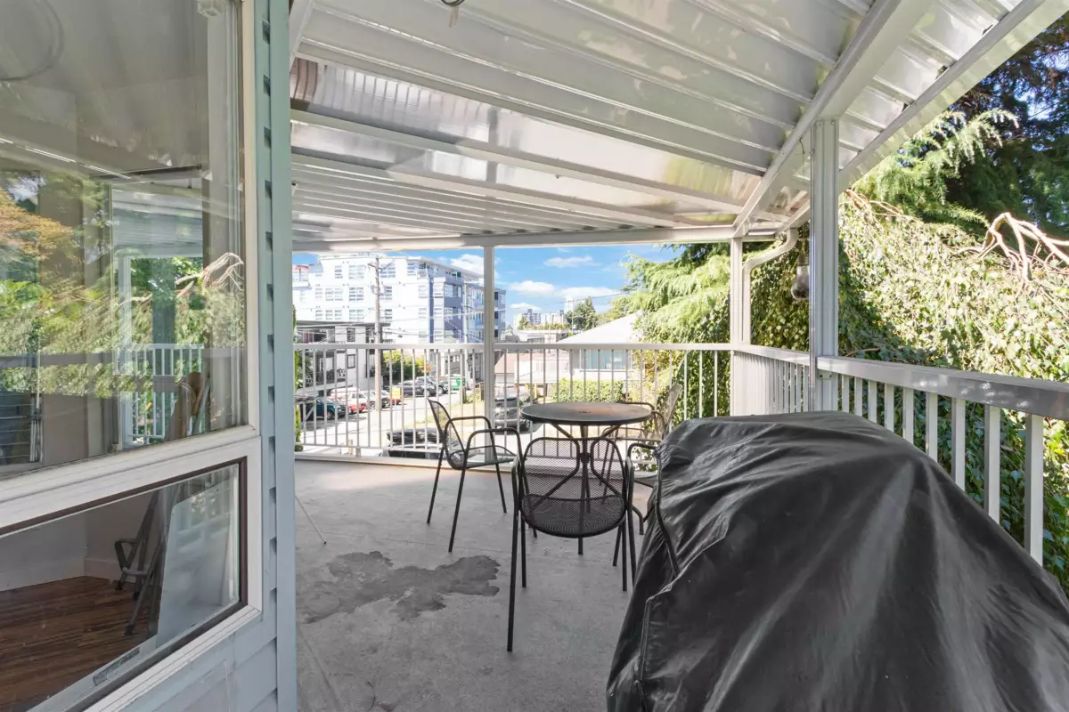 Garage Interior Photo of 332 St. Patricks Avenue, North Vancouver, BC