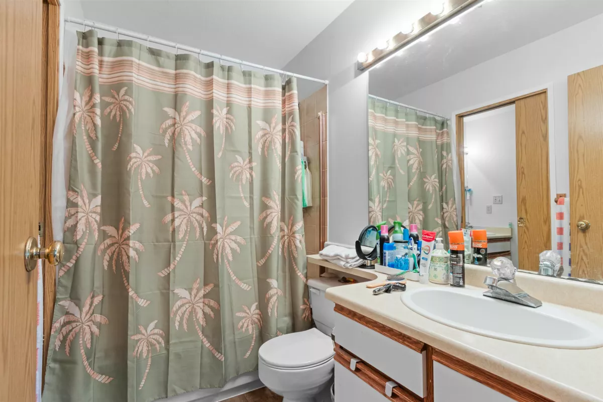 Mudroom Photo of 332 St. Patricks Avenue, North Vancouver, BC