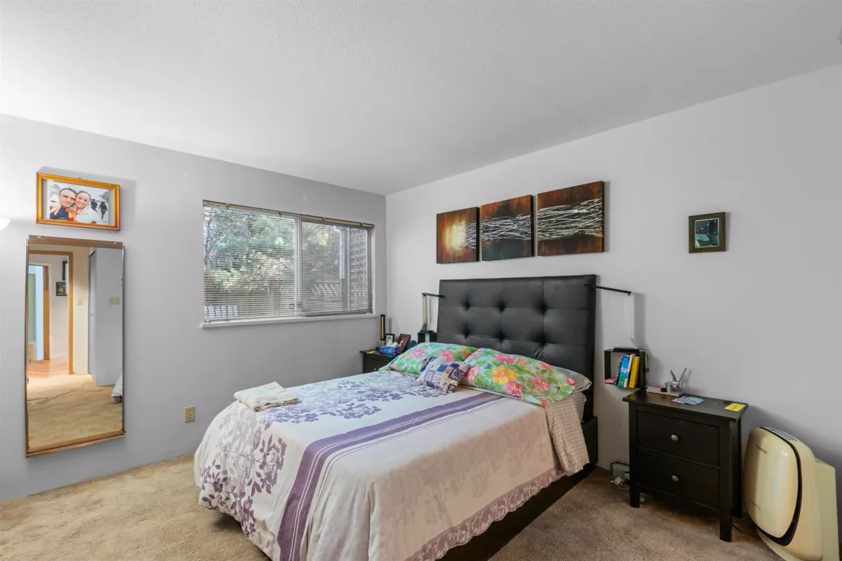 Office / Den Photo of 332 St. Patricks Avenue, North Vancouver, BC