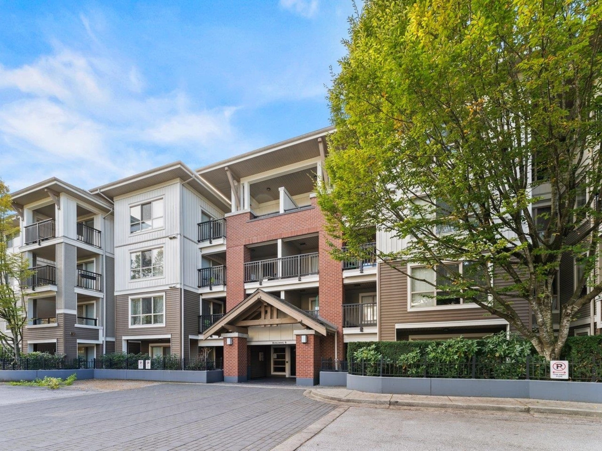 Laundry Room Photo of B203 8929 202 Street, Langley, BC