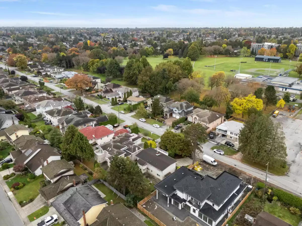 Community Amenities Photo (Clubhouse) of 8080 Minler Road, Richmond, BC