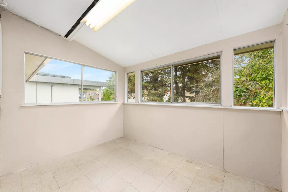 Front Yard Photo of 8080 Minler Road, Richmond, BC