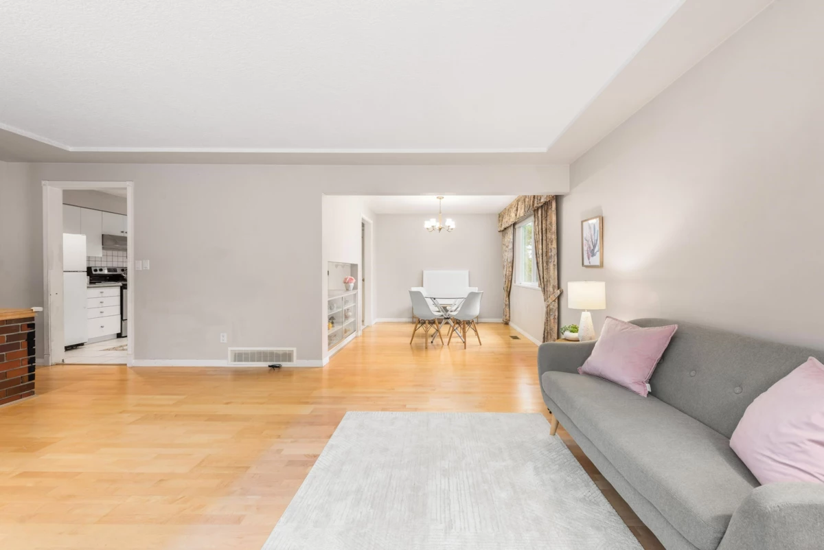 Kitchen Photo of 8080 Minler Road, Richmond, BC