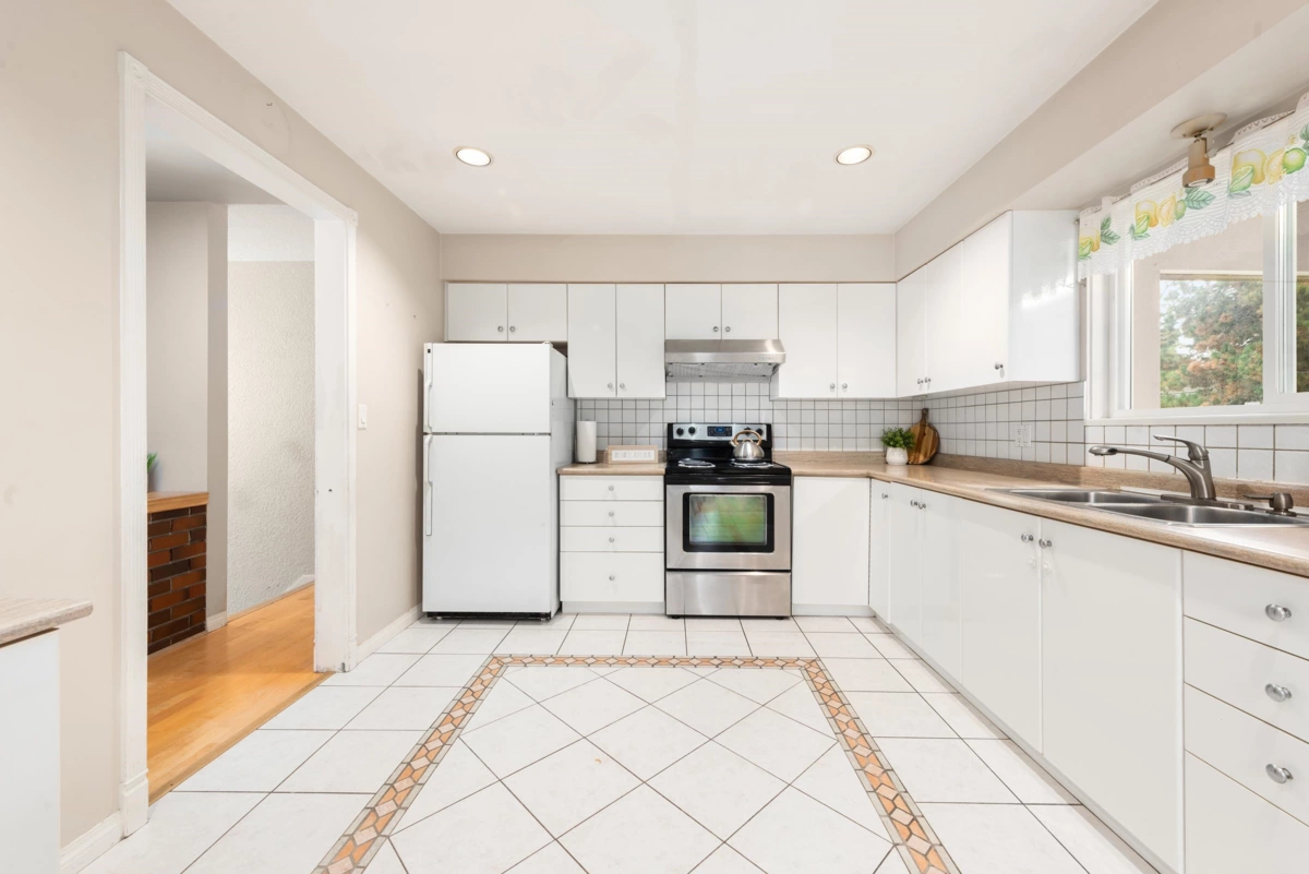 Primary Bedroom Photo of 8080 Minler Road, Richmond, BC