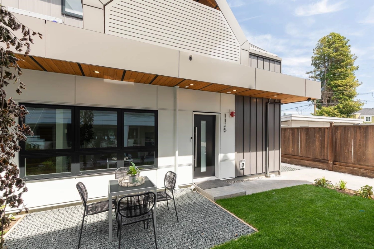 Laundry Room Photo of 1135 W 33rd Avenue, Vancouver, BC