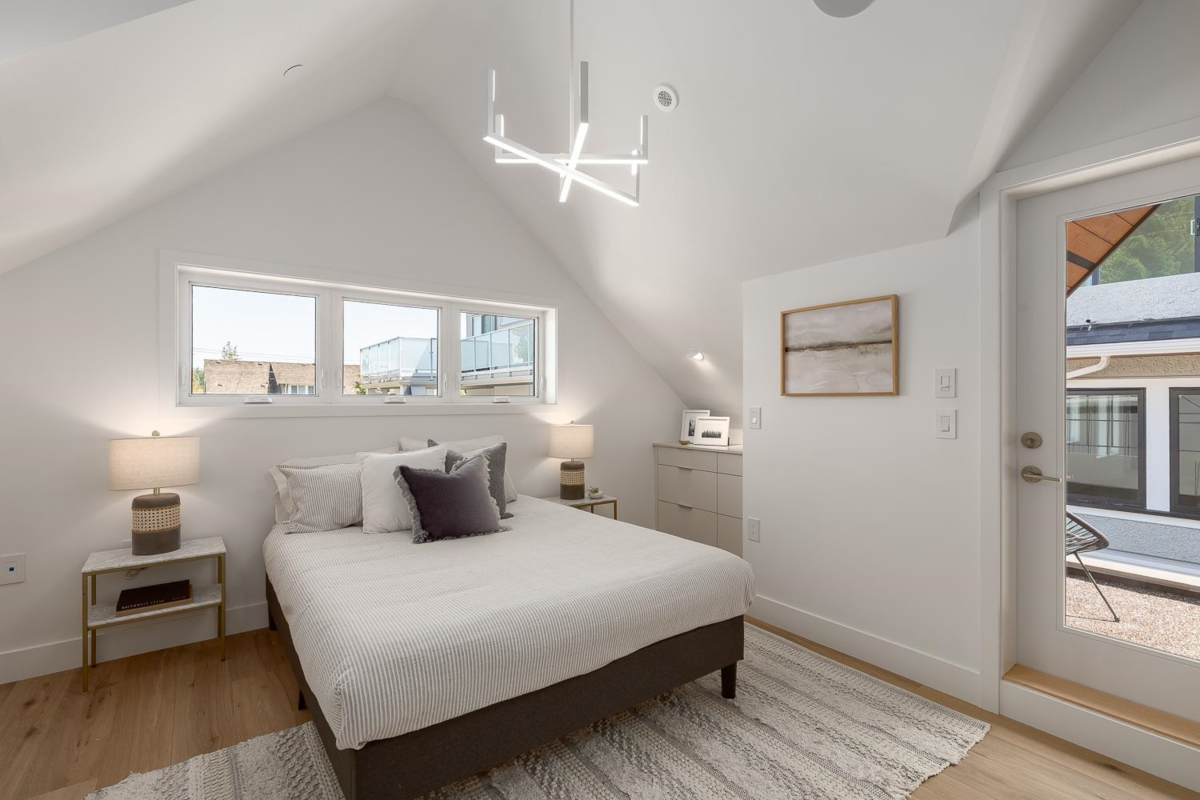 Primary Bathroom Photo of 1135 W 33rd Avenue, Vancouver, BC