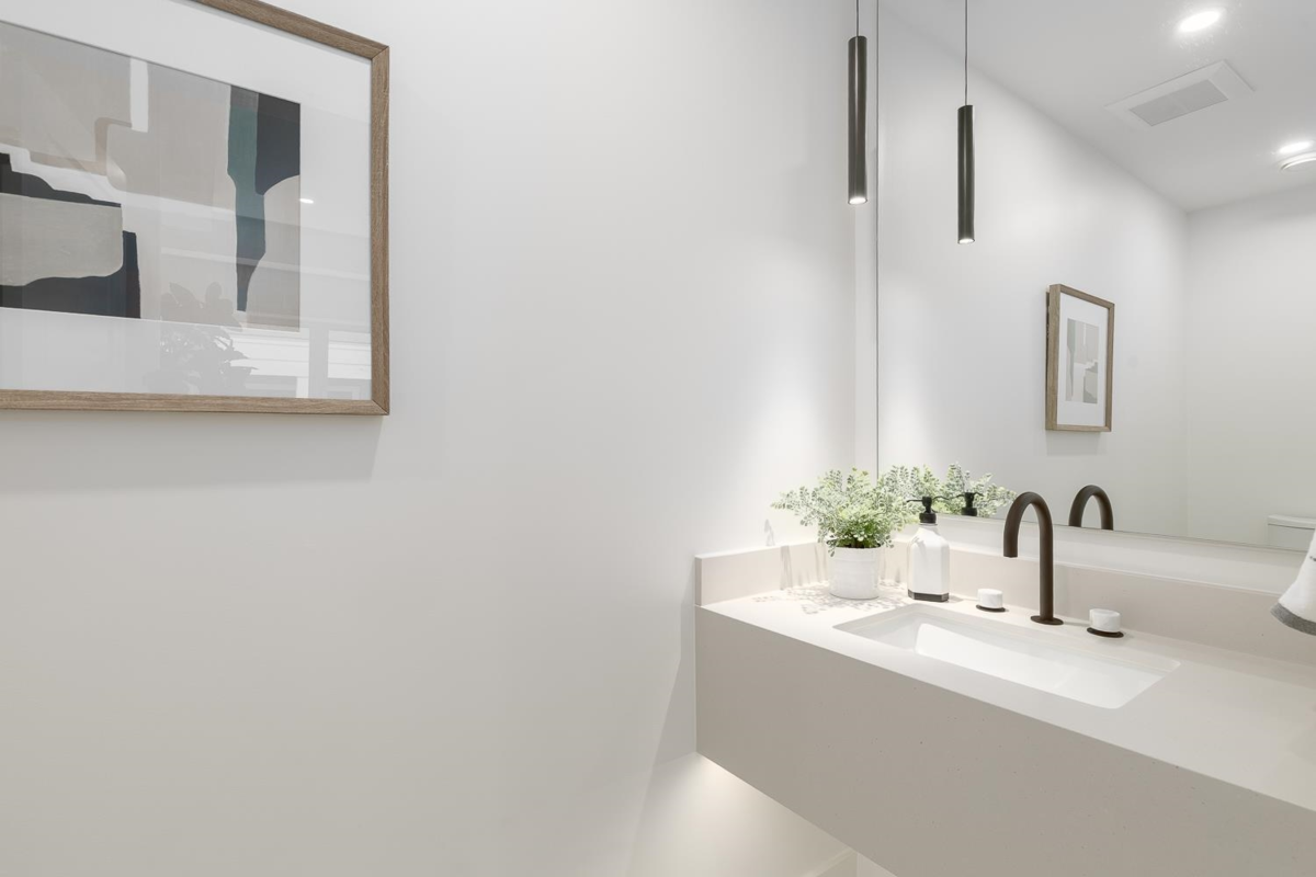 Primary Bedroom Photo of 1135 W 33rd Avenue, Vancouver, BC