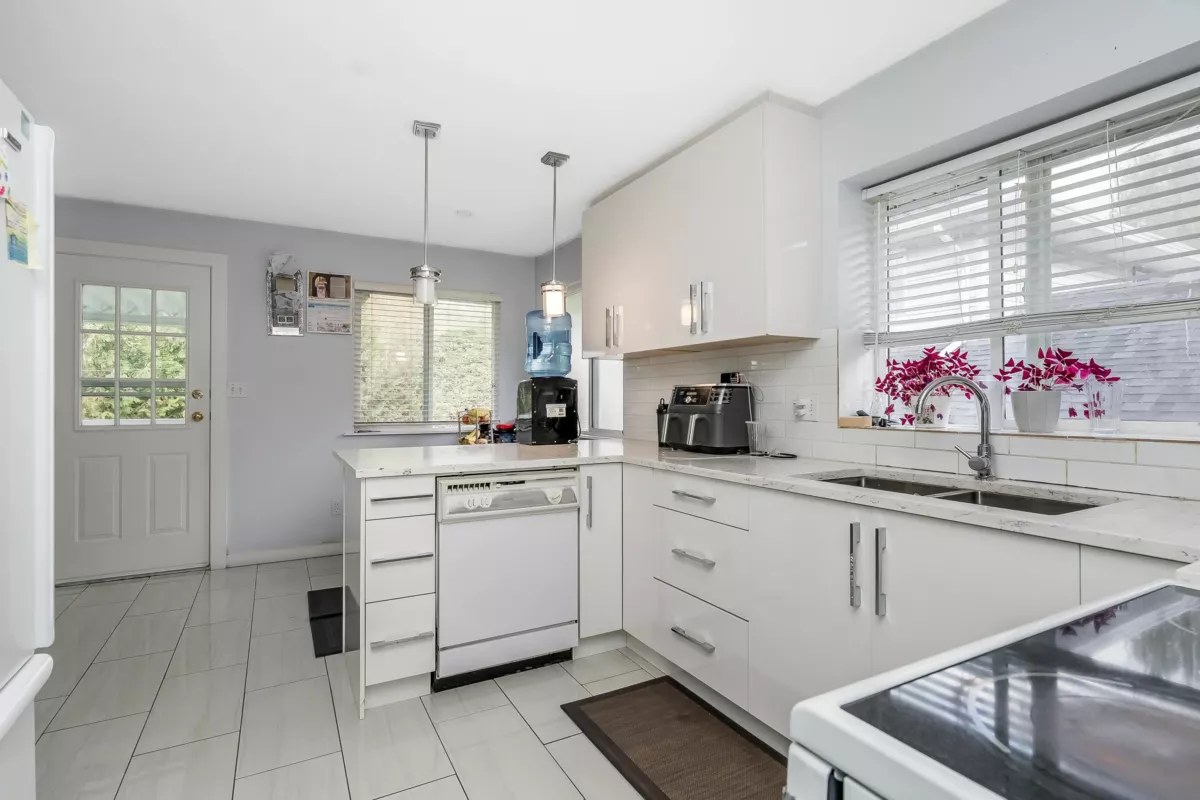 Bedroom 2 Photo of 30971 Brookdale Court, Abbotsford, BC