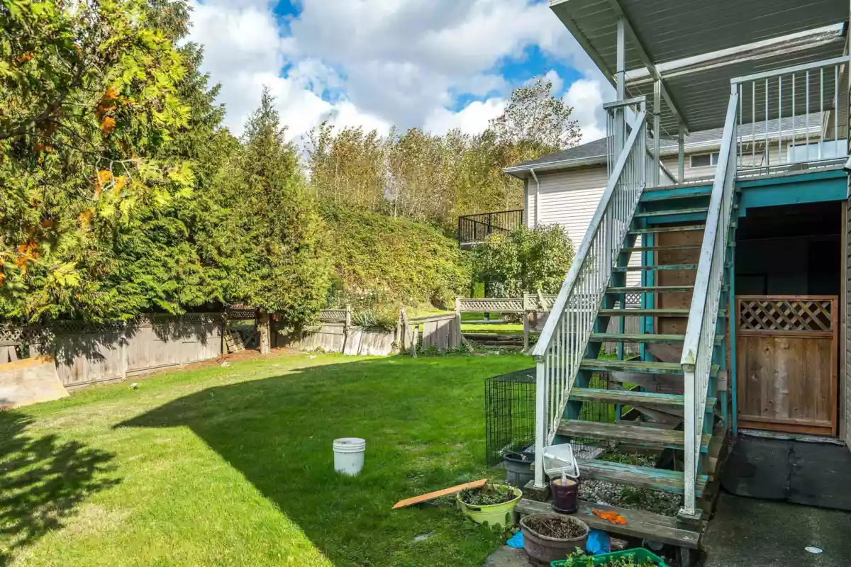 Outdoor Kitchen Photo of 30971 Brookdale Court, Abbotsford, BC
