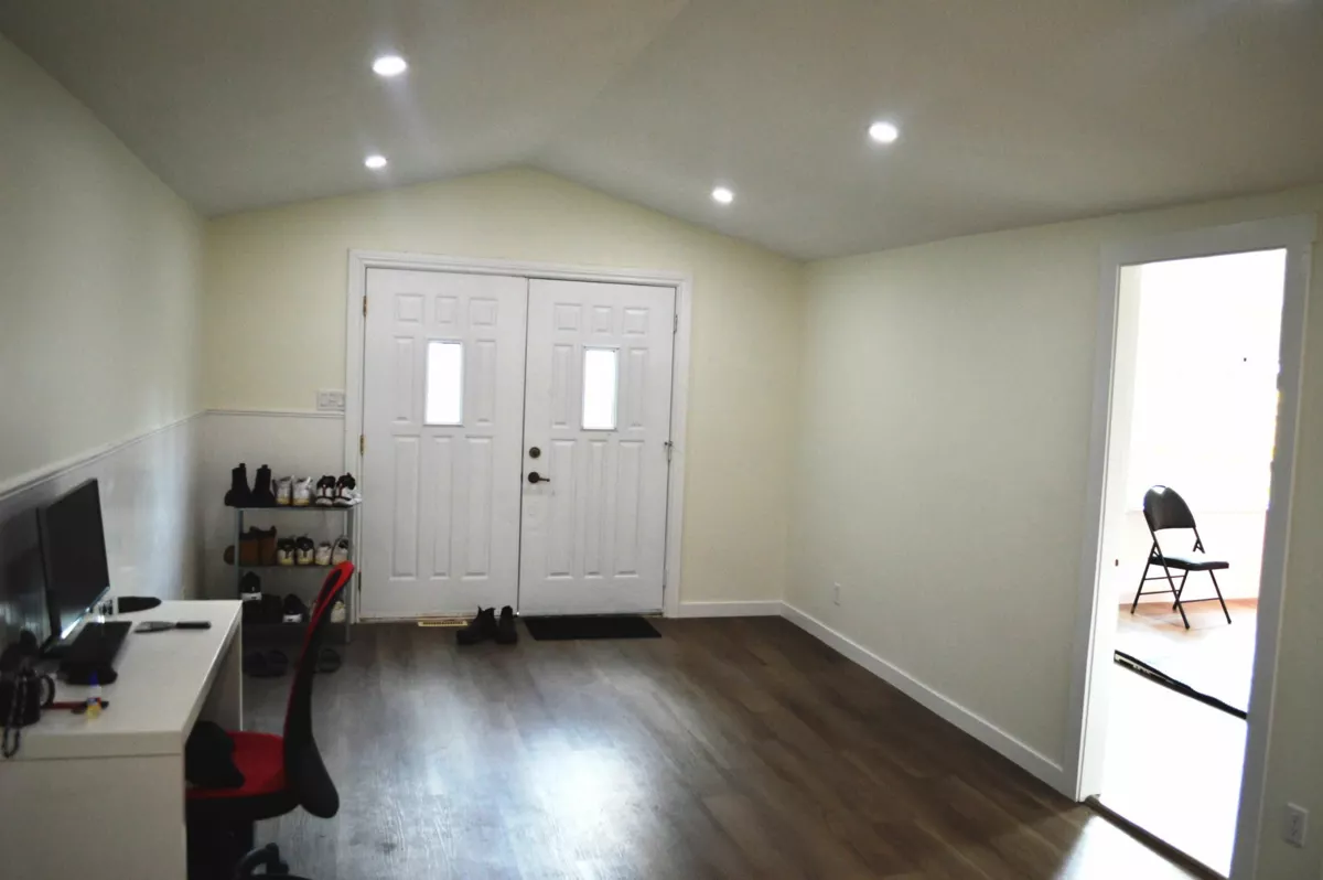 Dining Area Photo of 45992 Gurney Road, Cultus Lake, BC