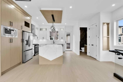 Breakfast Nook Photo of 102 16633 18a Avenue, Surrey, BC