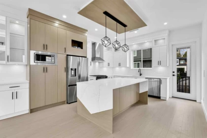 Dining Area Photo of 102 16633 18a Avenue, Surrey, BC