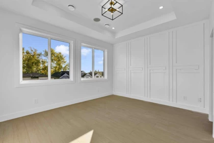 Laundry Room Photo of 102 16633 18a Avenue, Surrey, BC