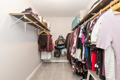Mudroom Photo of 24445 104 Avenue, Maple Ridge, BC