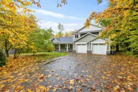 24445 104 Avenue, Maple Ridge, BC