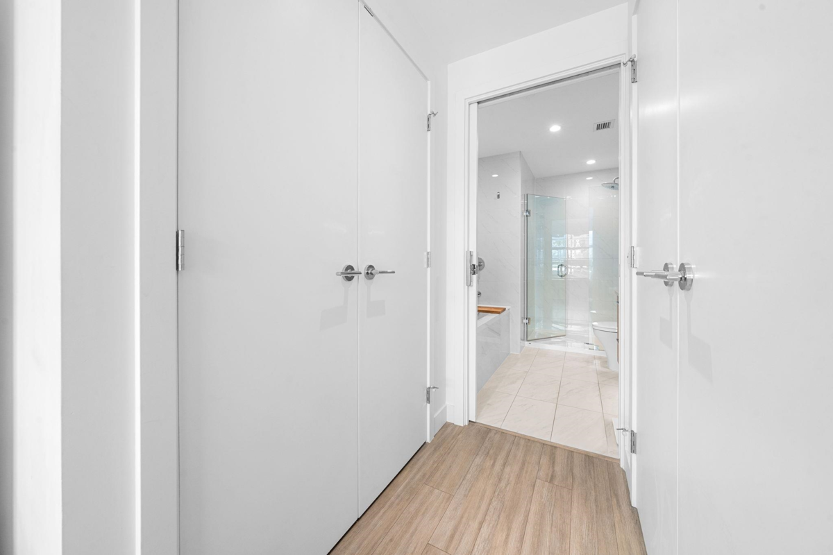 Basement Recreation Room Photo of 413 747 E 3rd Street, North Vancouver, BC