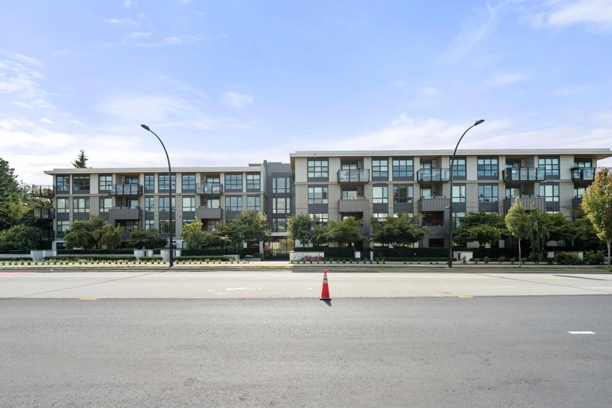 Fitness Center Photo Near 413 747 E 3rd Street, North Vancouver, BC