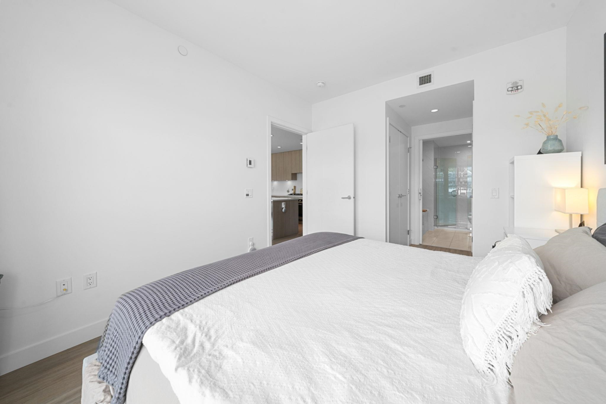 Loft / Bonus Room Photo of 413 747 E 3rd Street, North Vancouver, BC