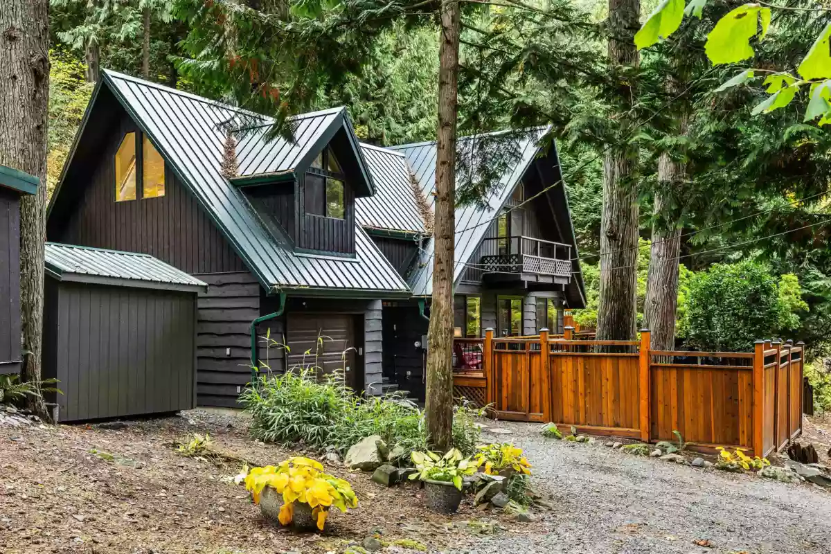 Exterior Front Photo of 6326 Rockwell Drive, Harrison Hot Springs, BC