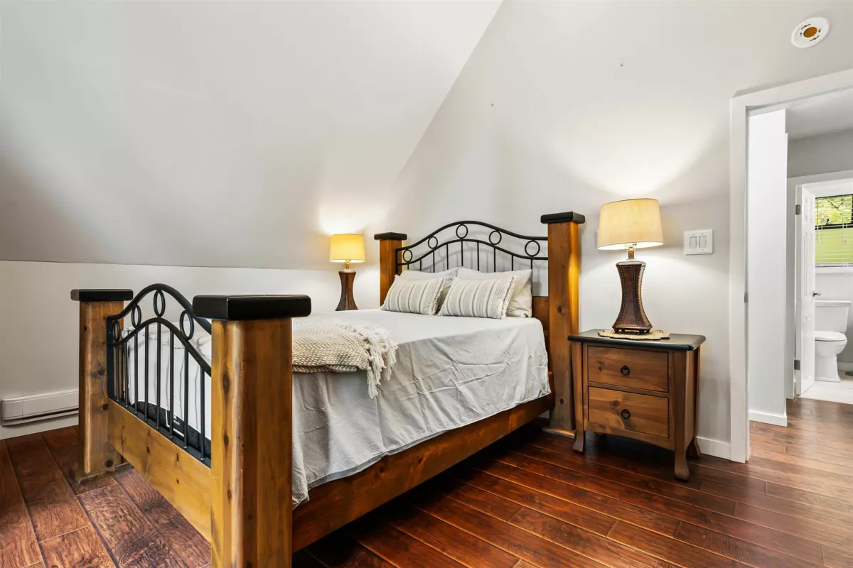 Laundry Room Photo of 6326 Rockwell Drive, Harrison Hot Springs, BC