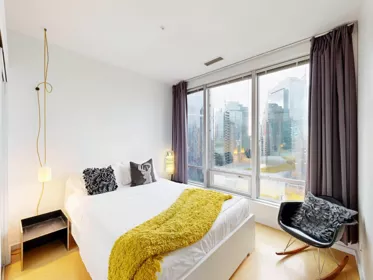 1207 989 Nelson Street, Vancouver, BC, Vancouver — Apartment/Condo for sale