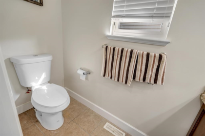 Mudroom Photo of 5942 165a Street, Surrey, BC