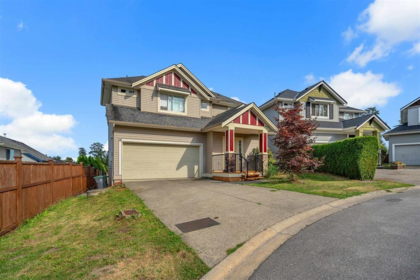 Staircase Photo of 5942 165a Street, Surrey, BC