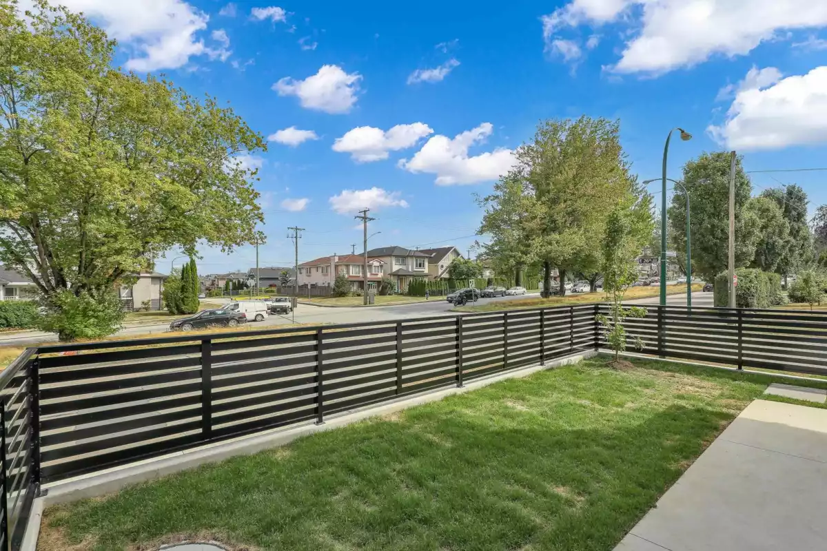 Backyard Photo of 1 3695 E 26 Avenue, Vancouver, BC