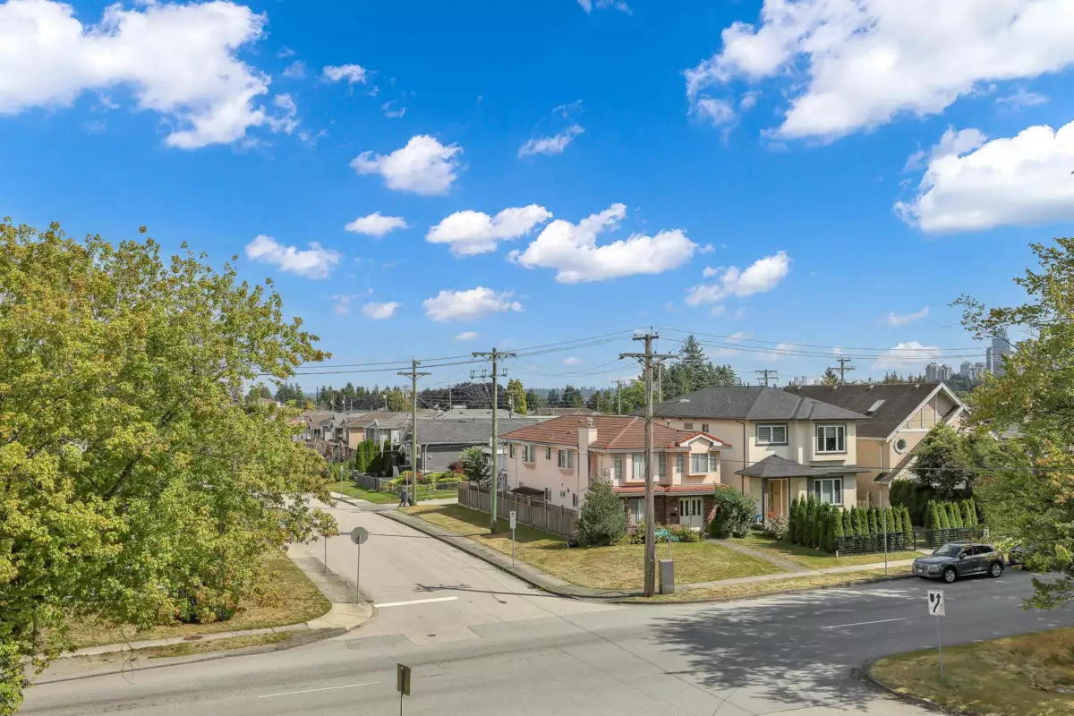 Garage Interior Photo of 1 3695 E 26 Avenue, Vancouver, BC