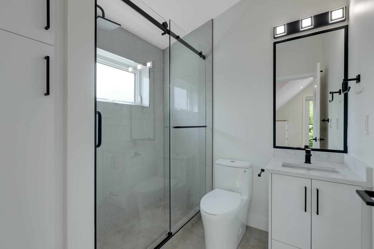 Hallway Photo of 1 3695 E 26 Avenue, Vancouver, BC