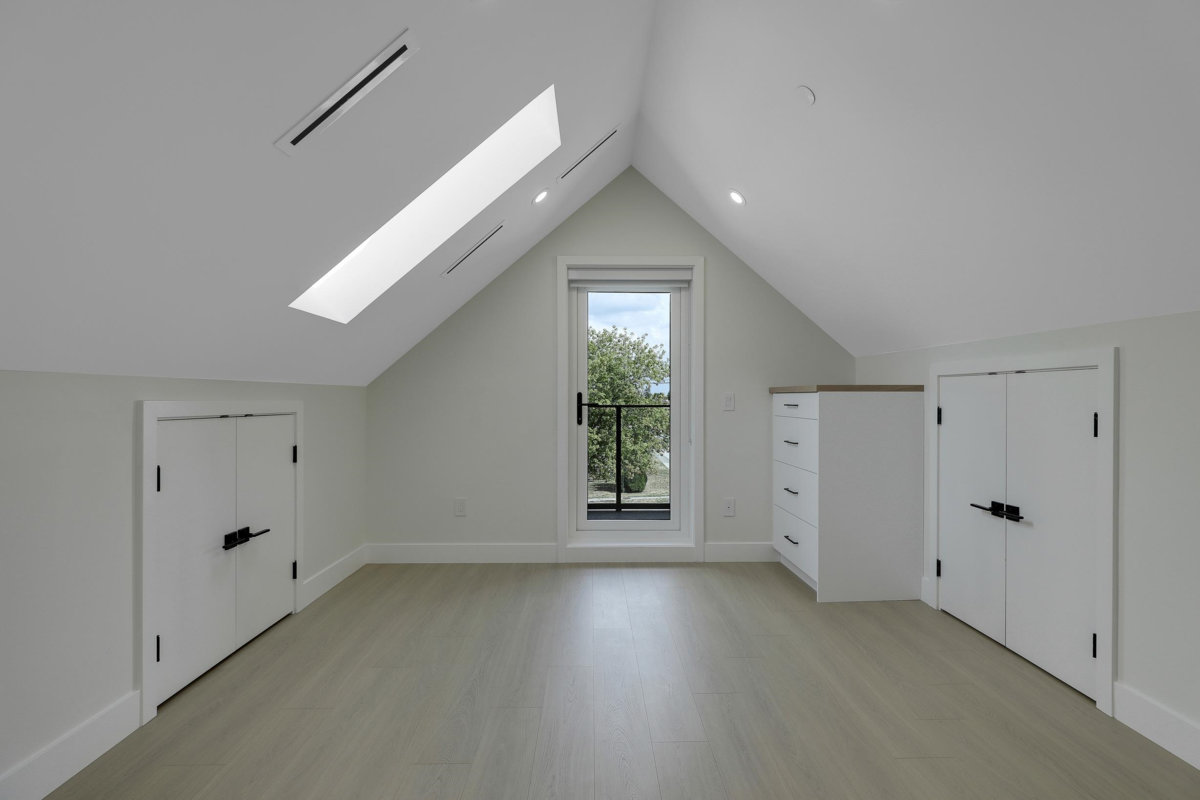 Mudroom Photo of 1 3695 E 26 Avenue, Vancouver, BC