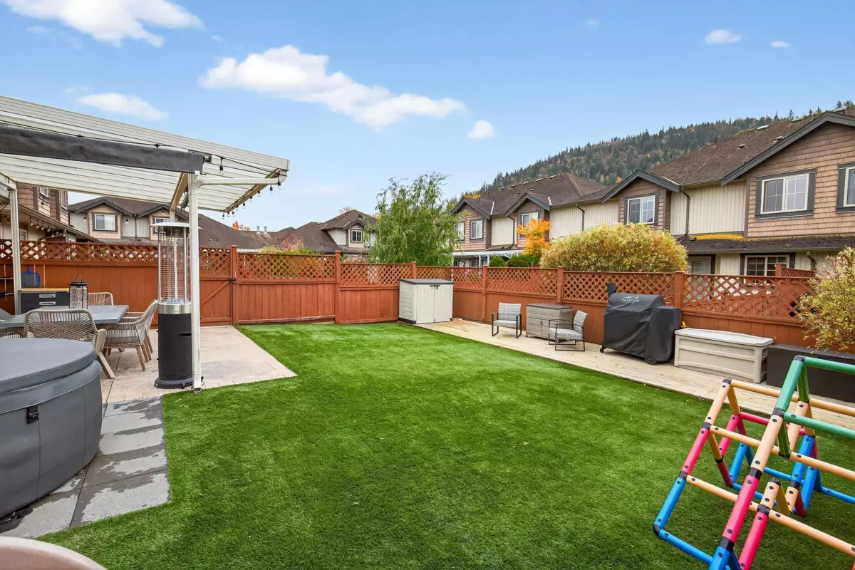 Hot Tub / Spa Photo of 17 44523 Mclaren Drive, Chilliwack, BC