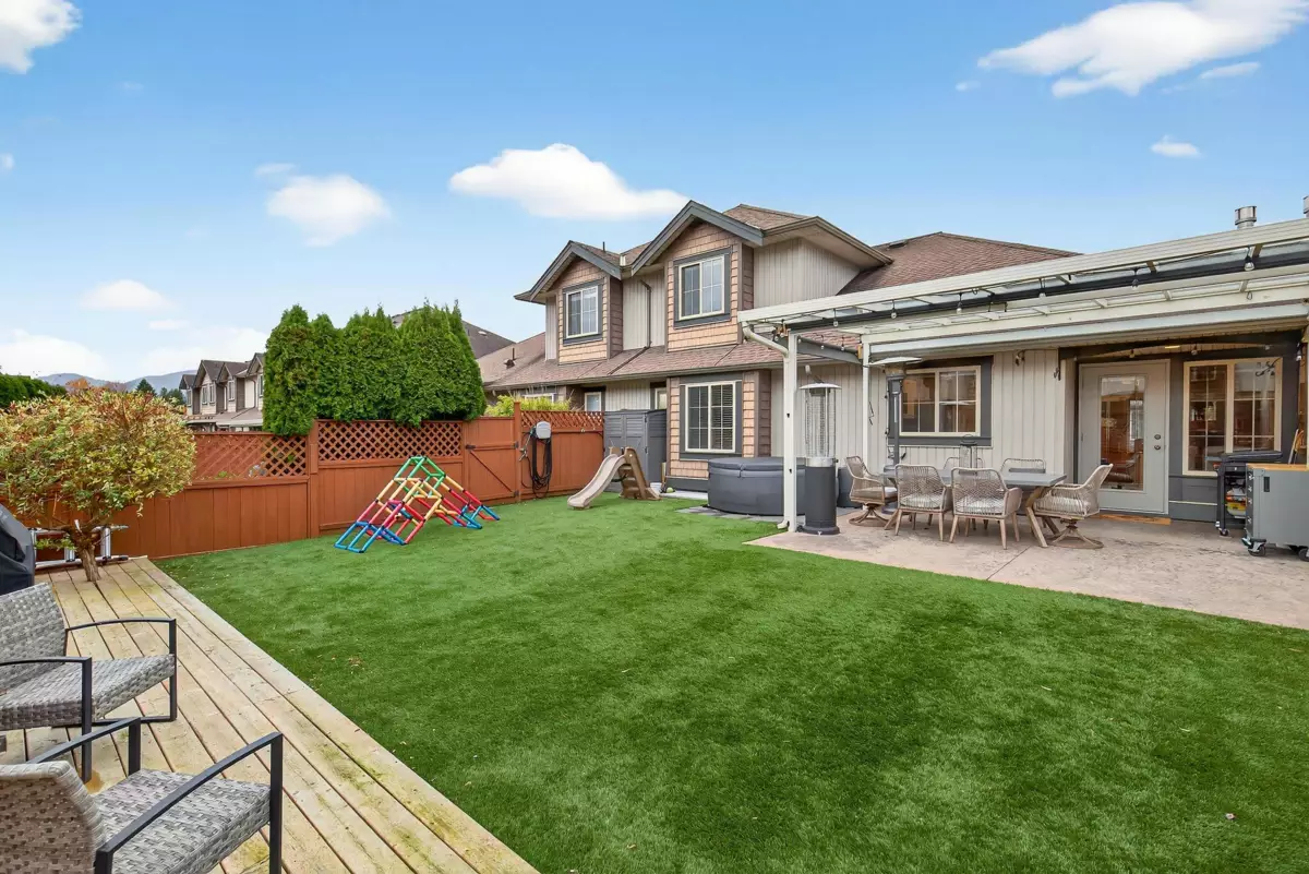 Outdoor Kitchen Photo of 17 44523 Mclaren Drive, Chilliwack, BC