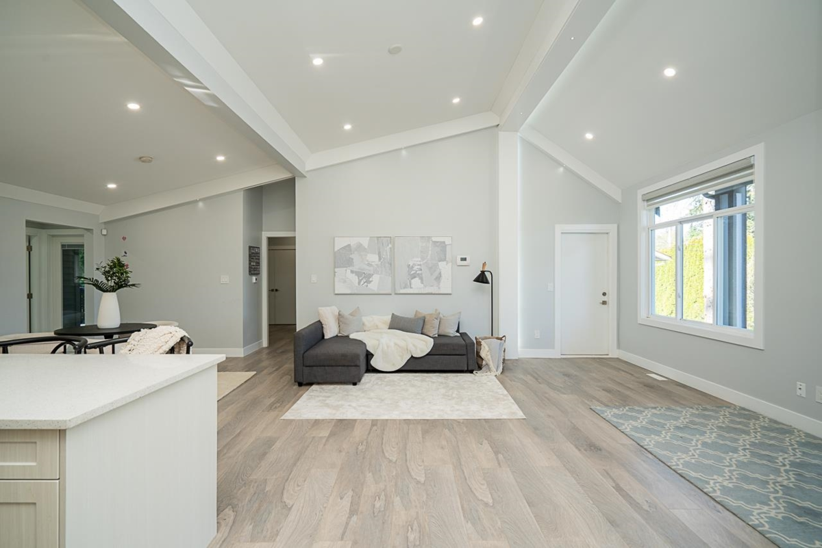 Dining Area Photo of 1675 136 Street, Surrey, BC