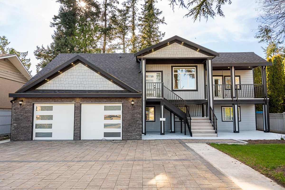 Exterior Front Photo of 1675 136 Street, Surrey, BC