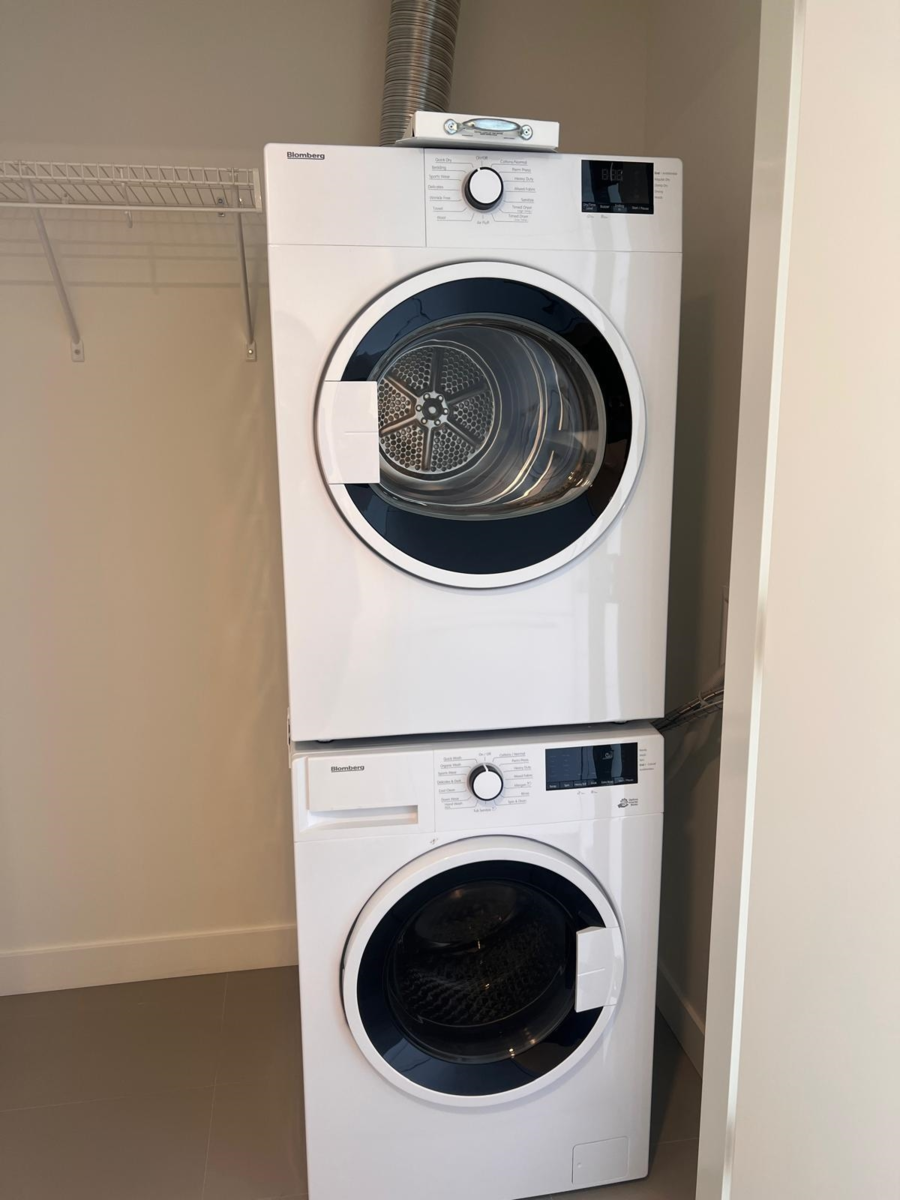 Pantry Photo of 3211 13675 107a Avenue, Surrey, BC