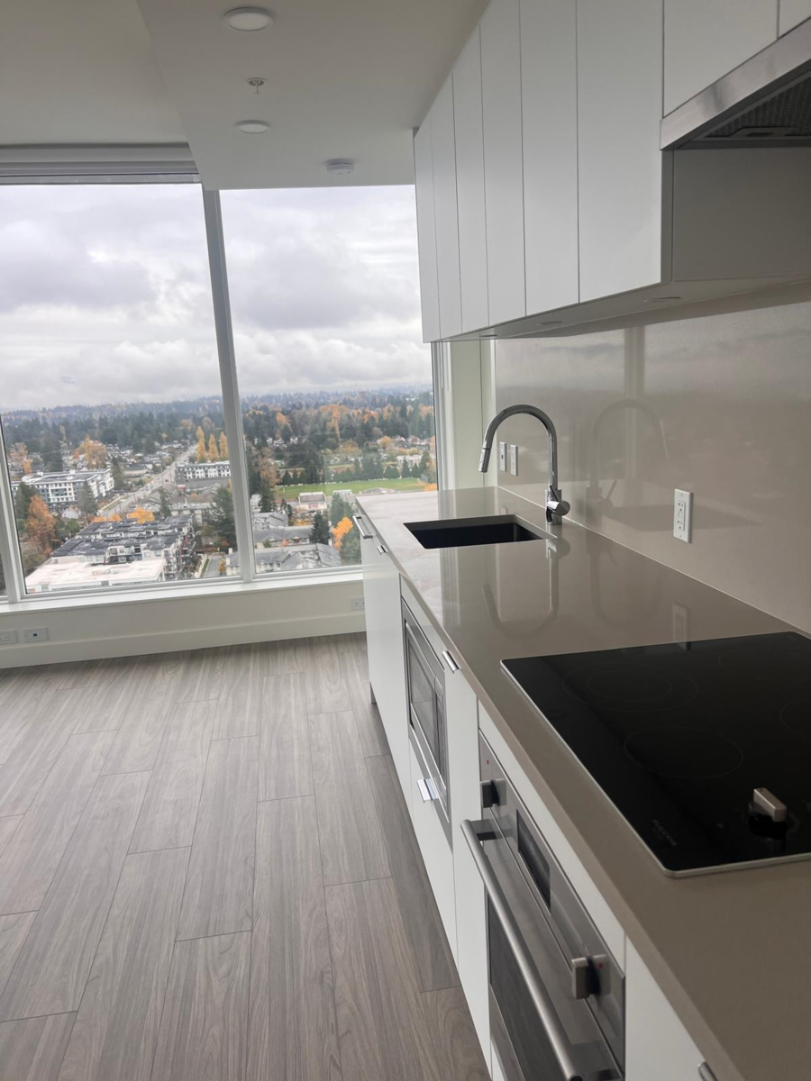 Primary Bedroom Photo of 3211 13675 107a Avenue, Surrey, BC