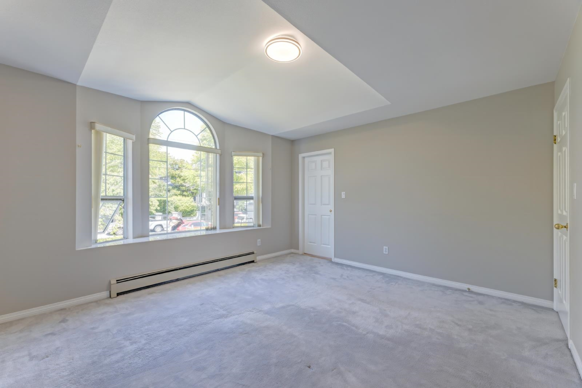 Basement Recreation Room Photo of 4930 Venables Street, Burnaby, BC