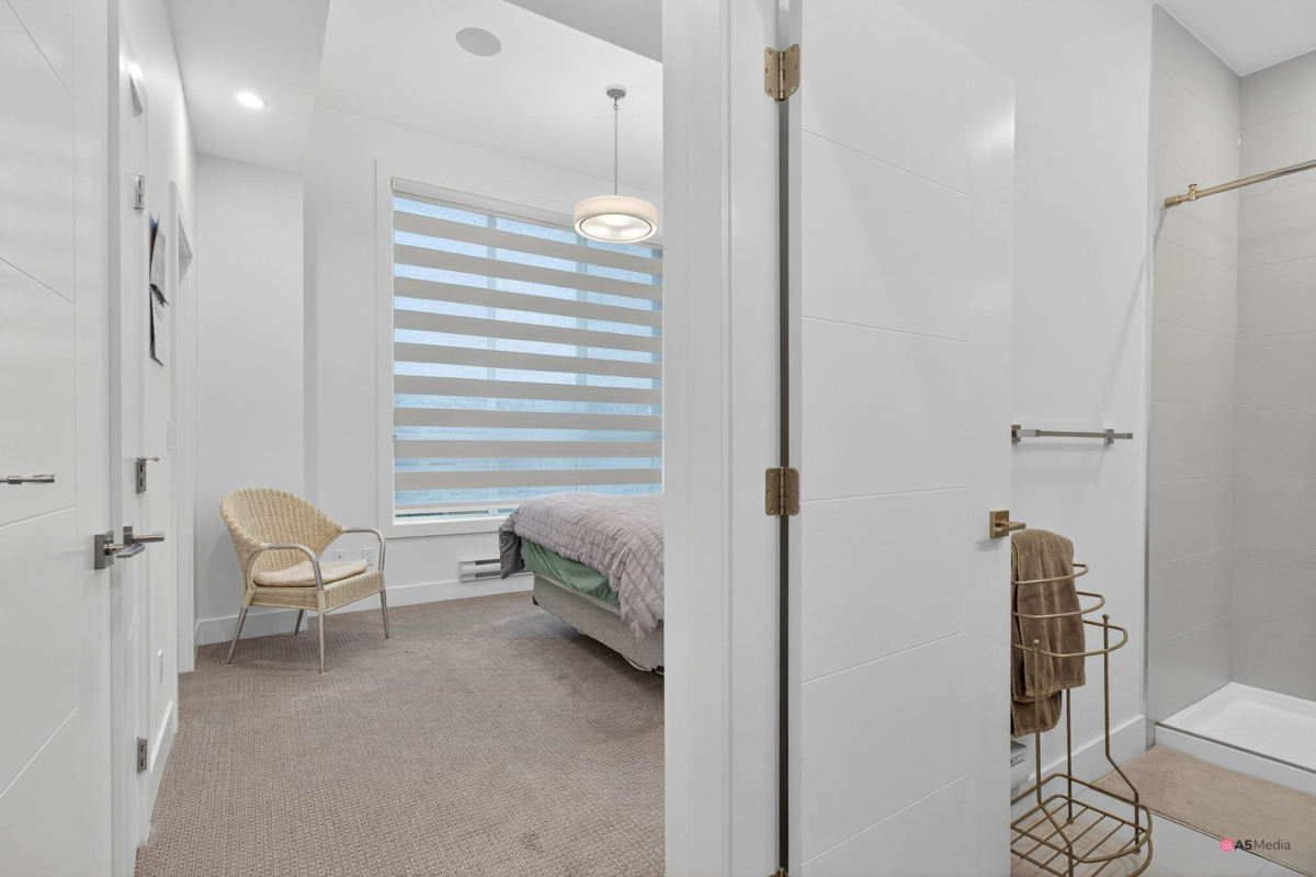 Mudroom Photo of 48 7177 194a Street, Surrey, BC