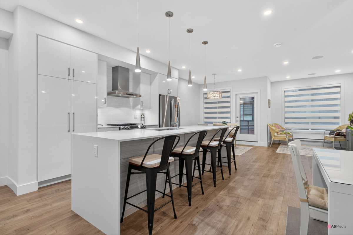 Primary Bathroom Photo of 48 7177 194a Street, Surrey, BC