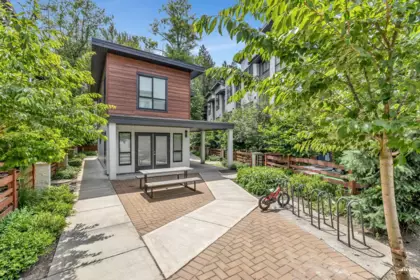 Swimming Pool Photo of 48 7177 194a Street, Surrey, BC