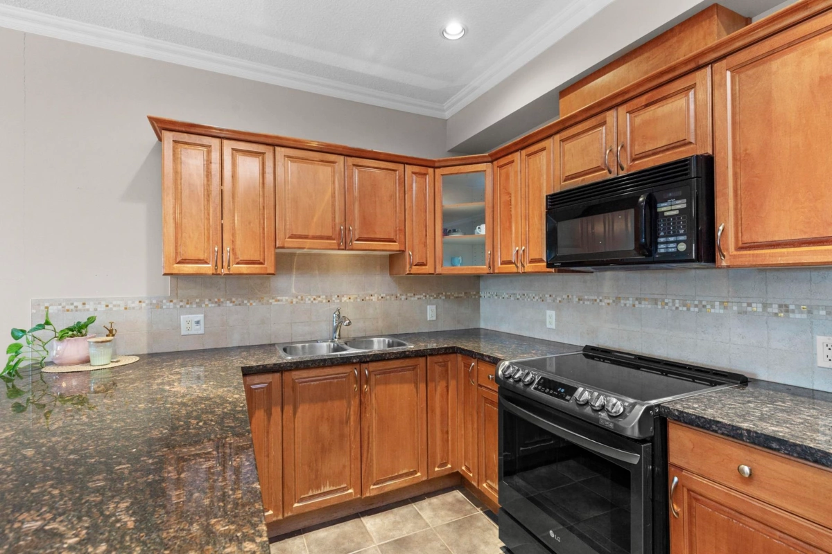 Breakfast Nook Photo of A216 33755 7 Avenue, Mission, BC