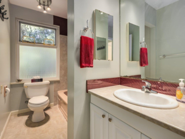 Guest Bathroom Photo of 10151 Seacote Road, Richmond, BC