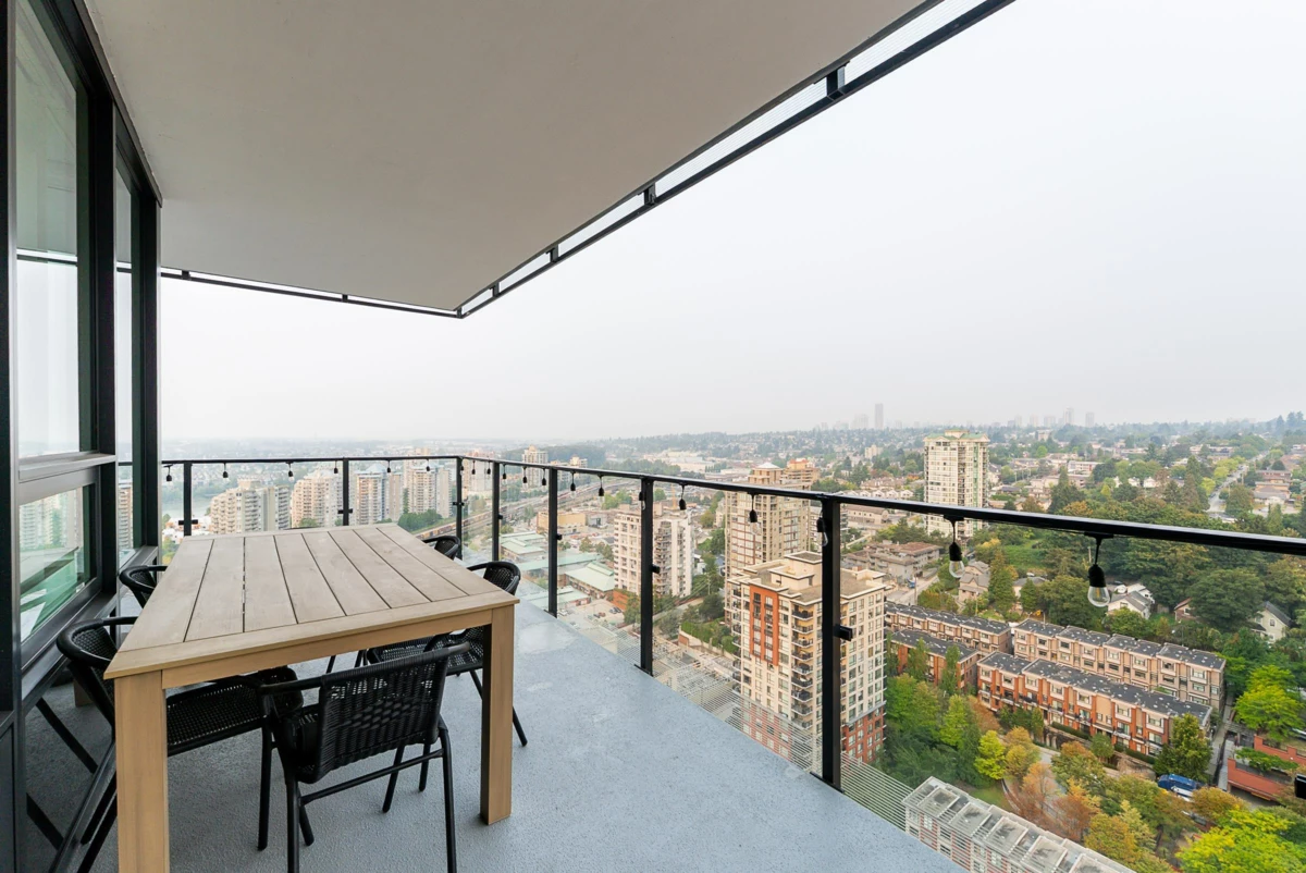 Entry Foyer Photo of 2901 823 Carnarvon Street, New Westminster, BC