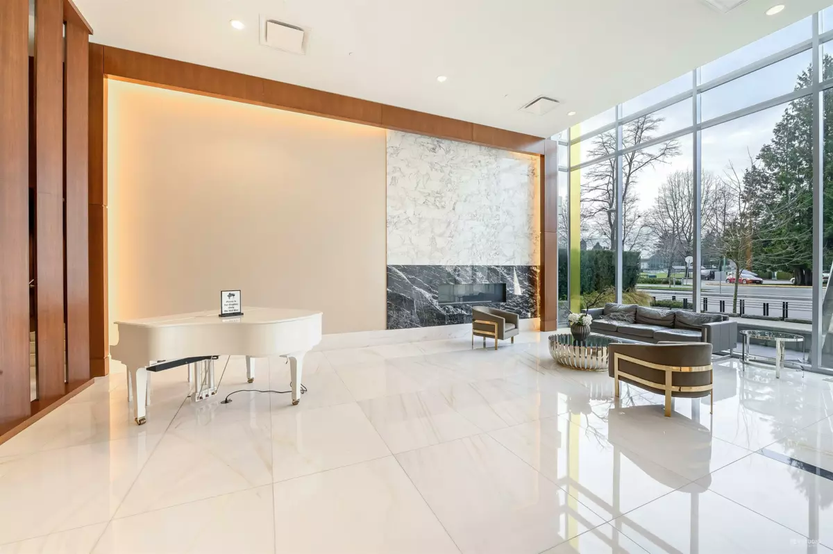 Backyard Photo of 3308 6538 Nelson Avenue, Burnaby, BC