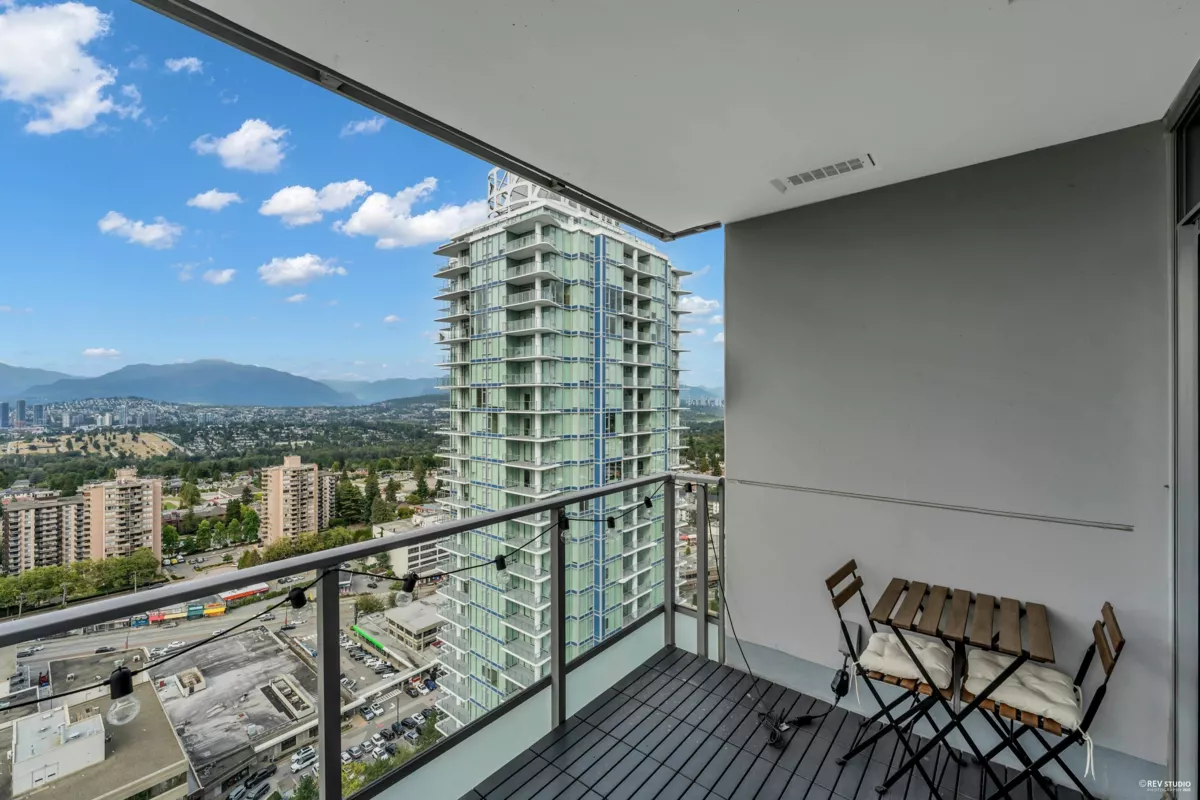 Powder Room Photo of 3308 6538 Nelson Avenue, Burnaby, BC